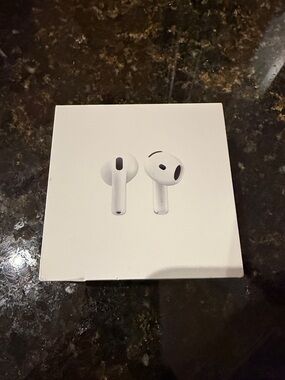 Apple AirPods 4 in White
